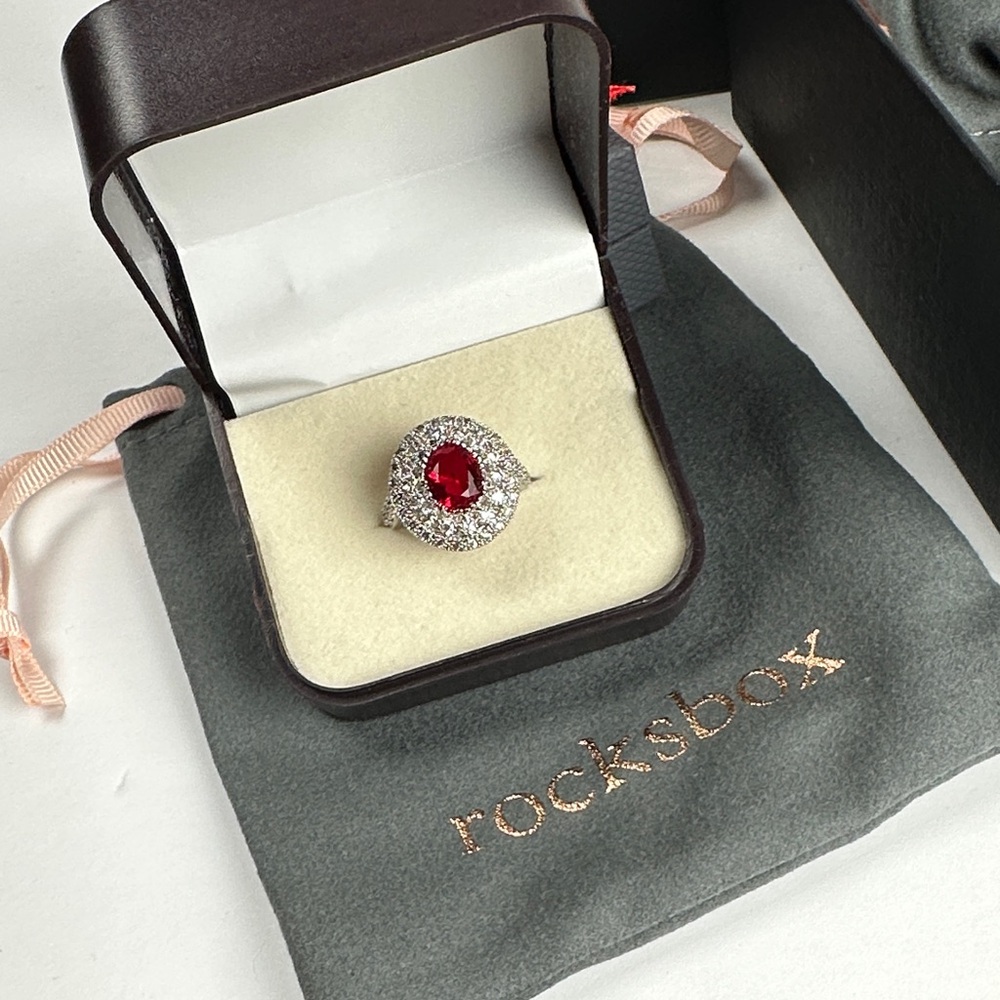 925 Sterling Silver Red Oval Halo Ring Womens Size 6 Cocktail Statement Regal